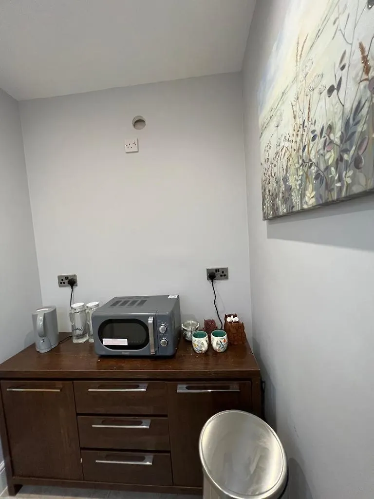 Apartman En-Suite Double Room - Private Entrance & Free Parking West Drayton  Egyesült Királyság